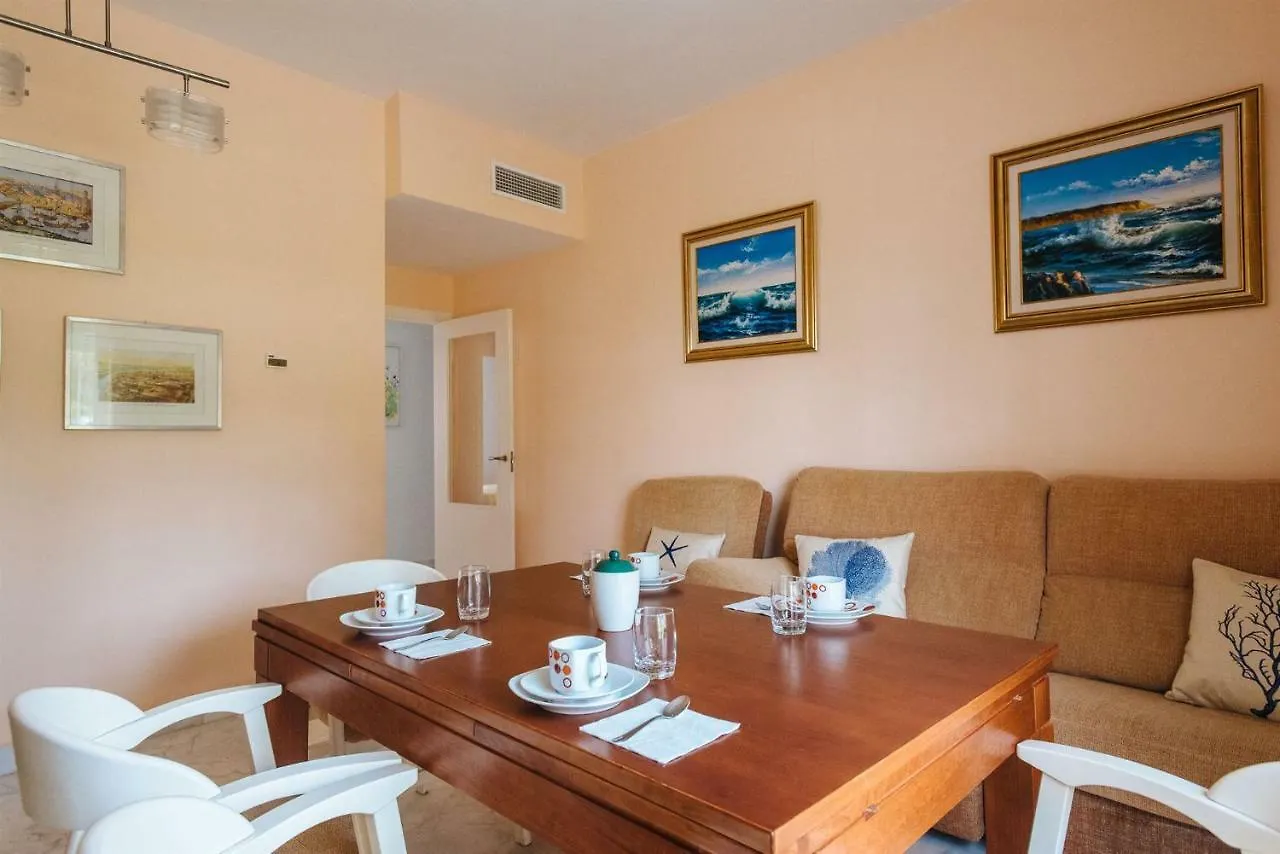 Apartment Playa Del Cantil, 3 Bedrooms And 2 Free Parking Isla Cristina Spain